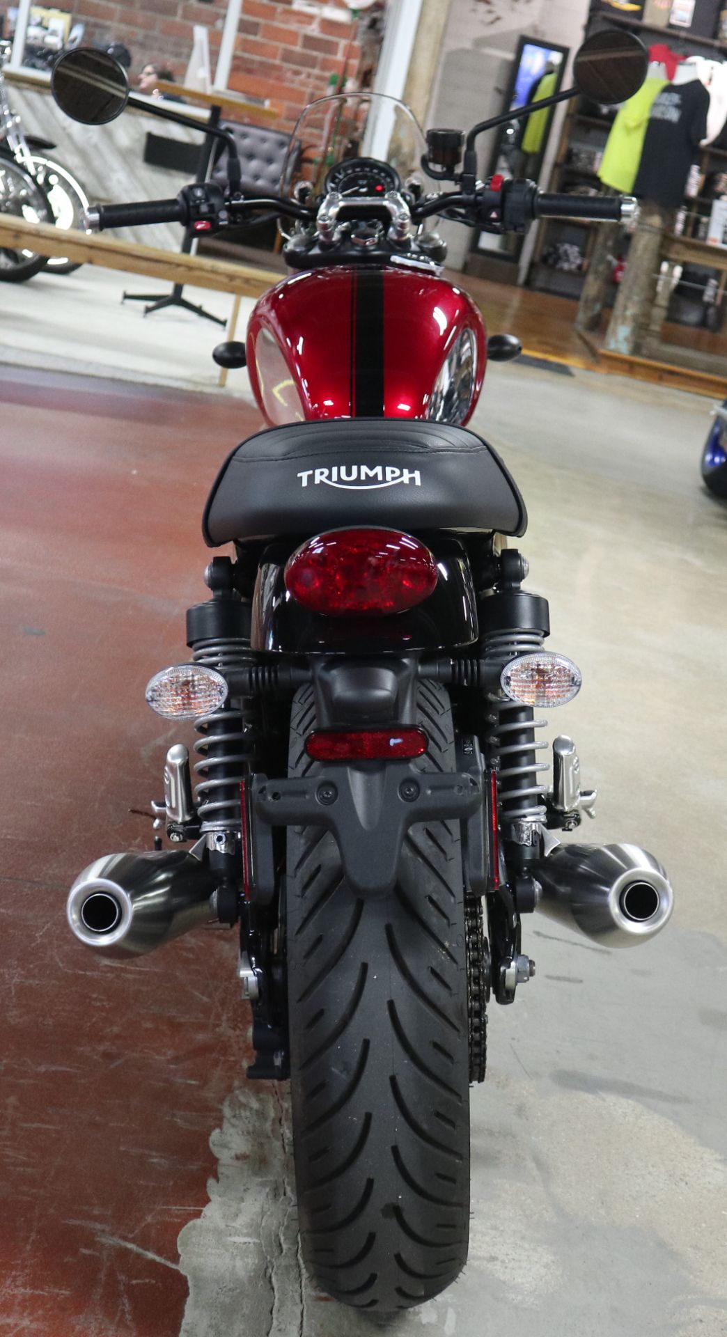 2023 Triumph Speed Twin 900 Chrome Edition in New London, Connecticut - Photo 7