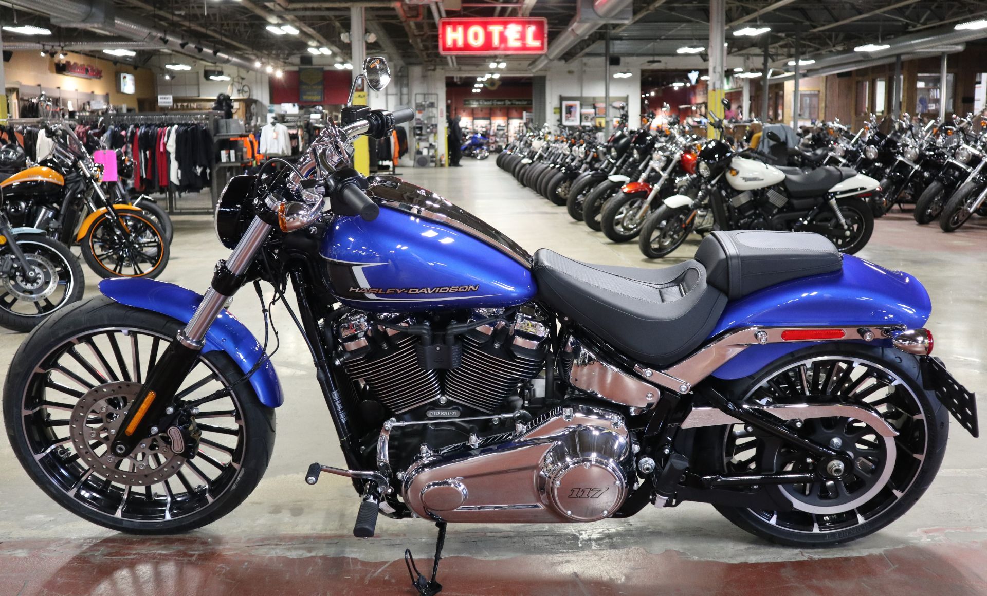 2024 Harley-Davidson Breakout® in New London, Connecticut - Photo 5