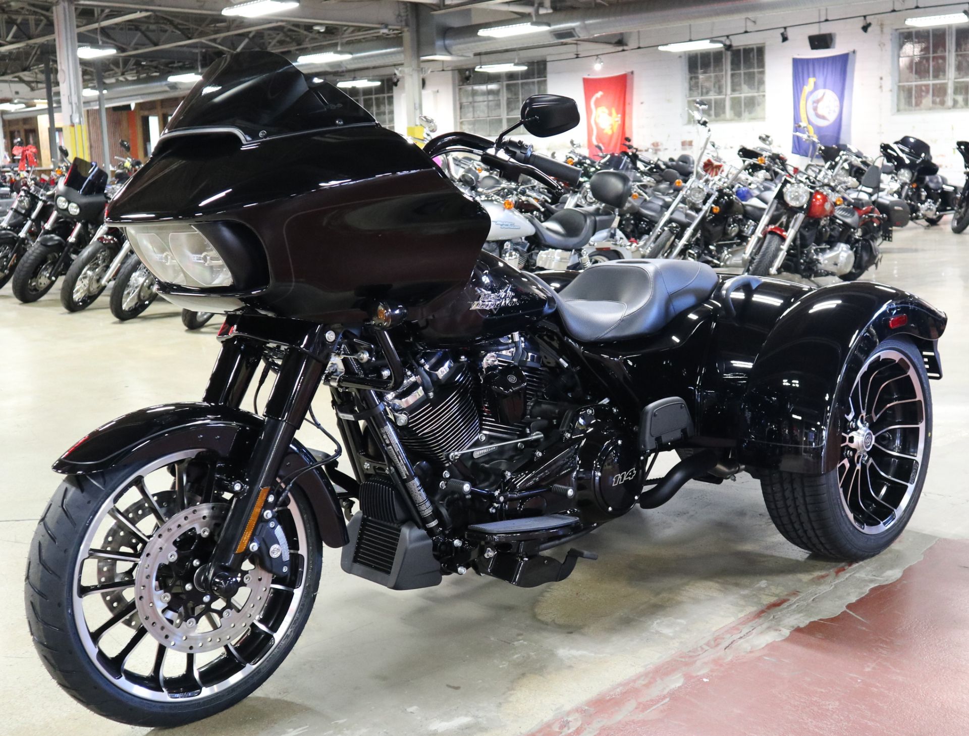 2023 Harley-Davidson Road Glide® 3 in New London, Connecticut - Photo 4