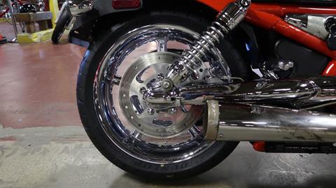 2005 Harley-Davidson VRSCSE Screamin’ Eagle® V-Rod® in New London, Connecticut - Photo 12