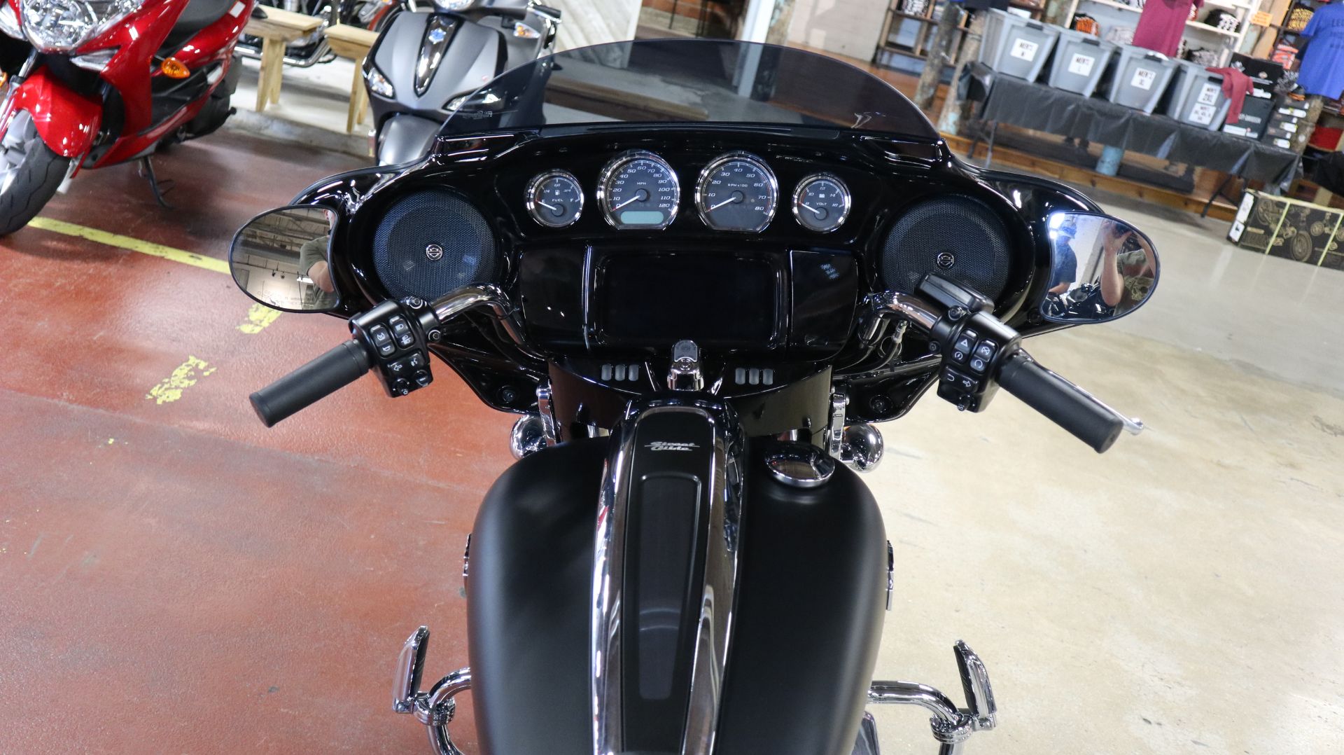 2022 Harley-Davidson Street Glide® Special in New London, Connecticut - Photo 10