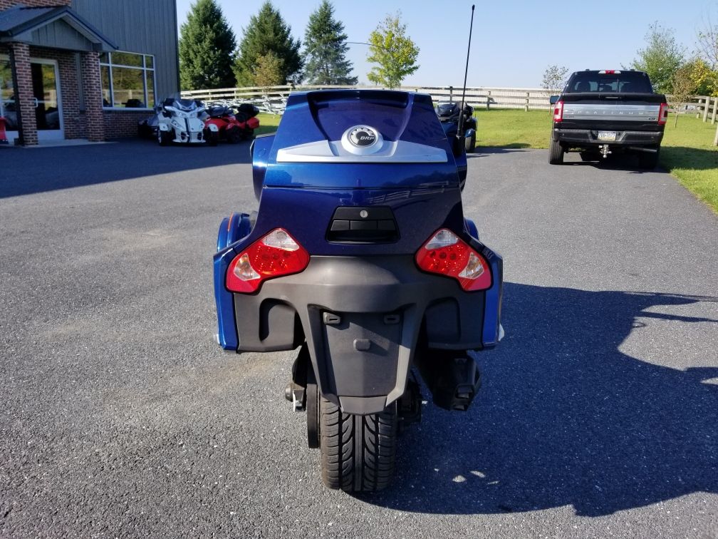 2016 Can-Am Spyder RT Limited in Grantville, Pennsylvania - Photo 10
