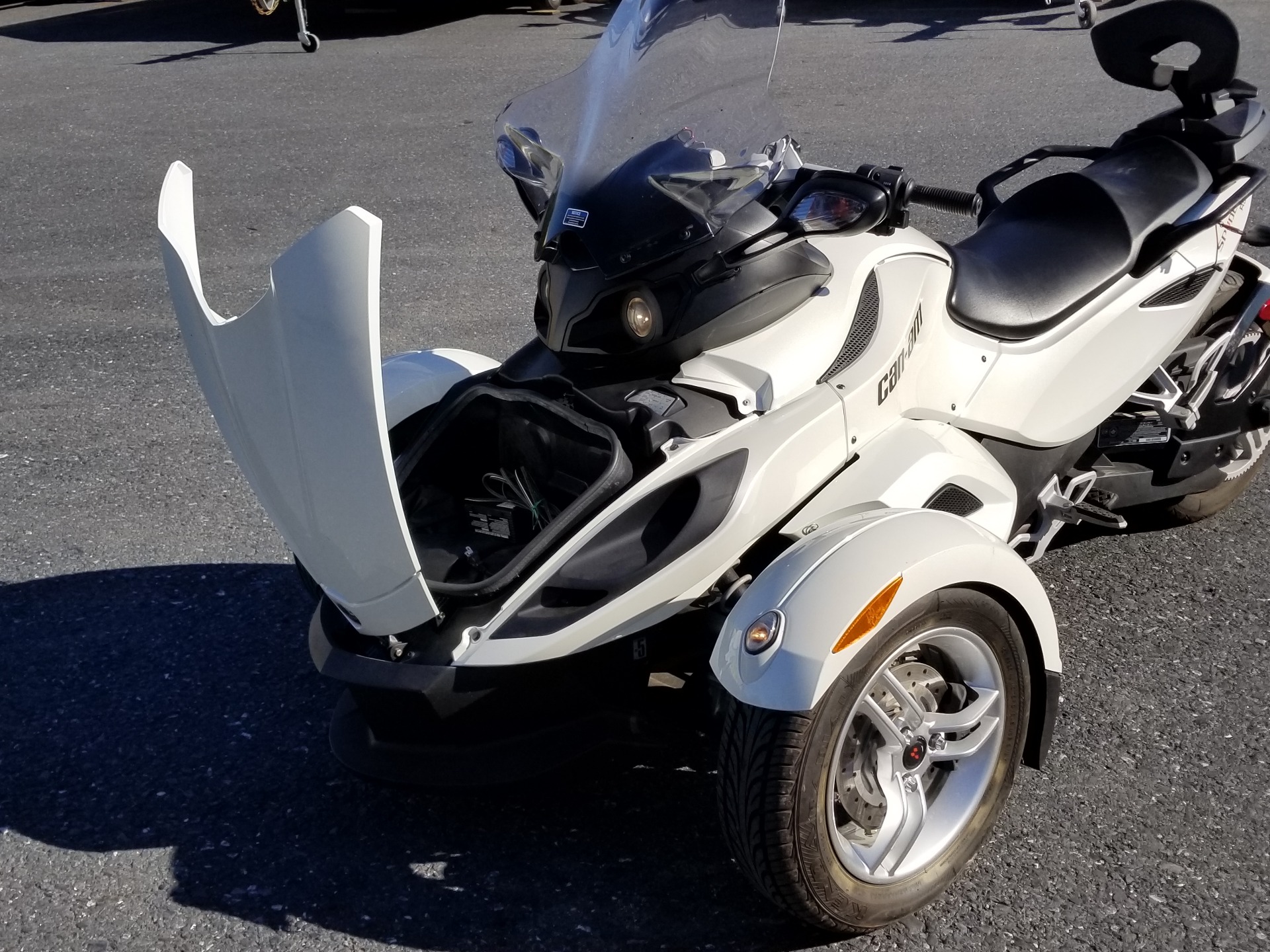 2012 Can-Am Spyder® RS SE5 in Grantville, Pennsylvania - Photo 4