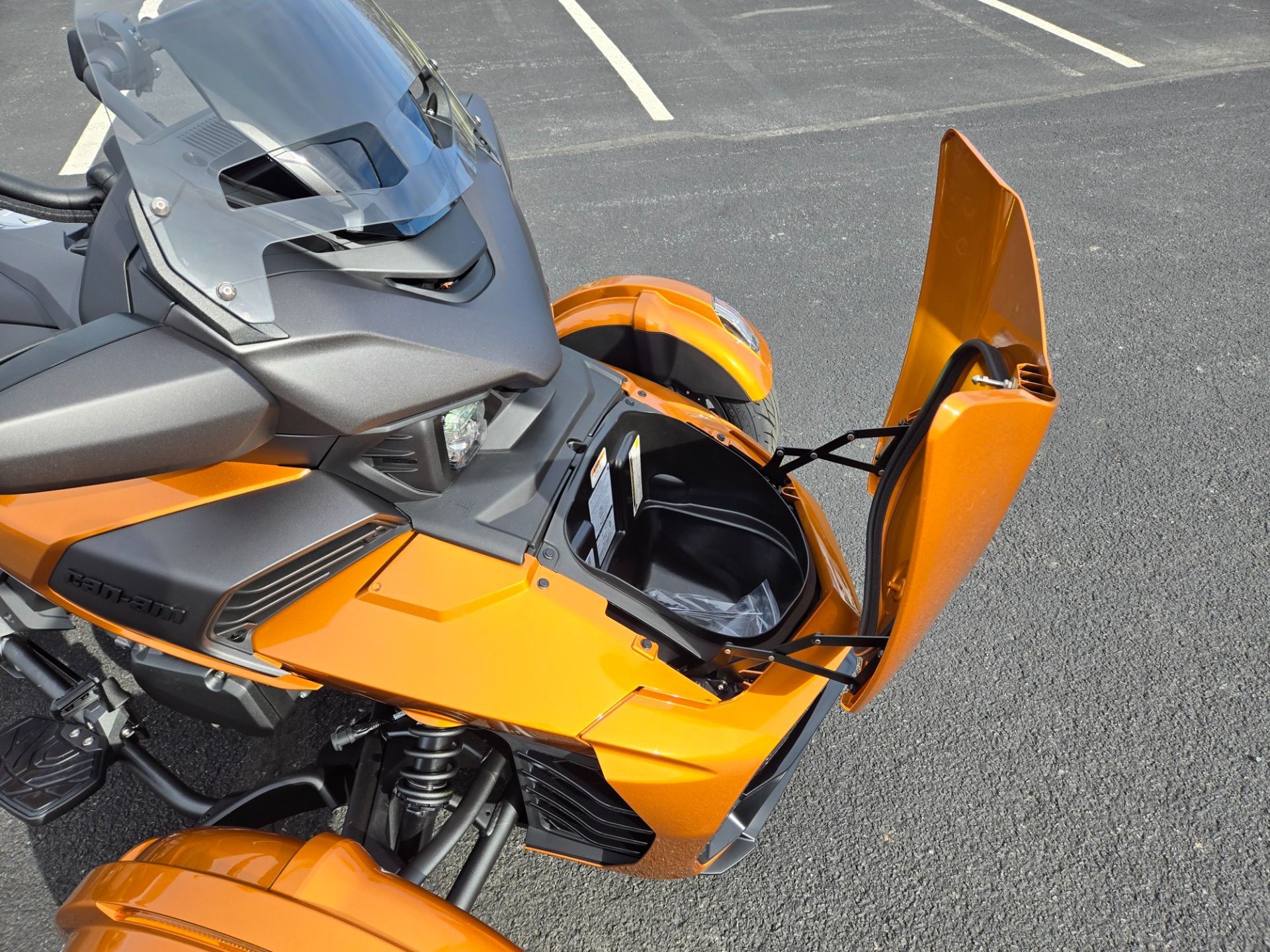 2024 Can-Am Spyder F3 Limited Special Series in Grantville, Pennsylvania - Photo 6