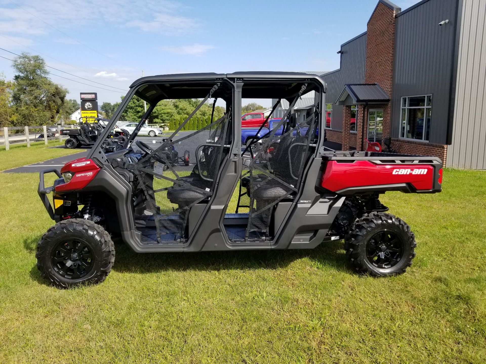 2024 CanAm Defender MAX XT HD10 for Sale in PA Specs, Price, Photos