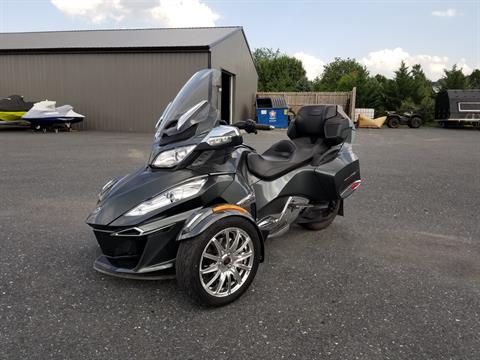 2017 Can-Am Spyder RT Limited in Grantville, Pennsylvania - Photo 5