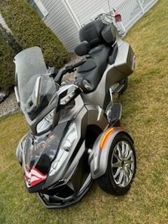 2014 Can-Am Spyder® RT Limited in Grantville, Pennsylvania - Photo 1