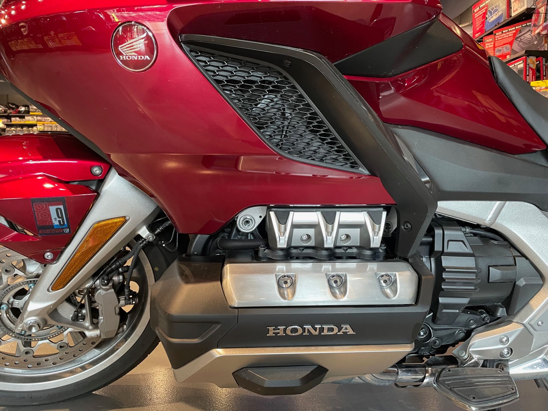 2018 Honda Gold Wing Tour Automatic DCT in Grantville, Pennsylvania - Photo 8