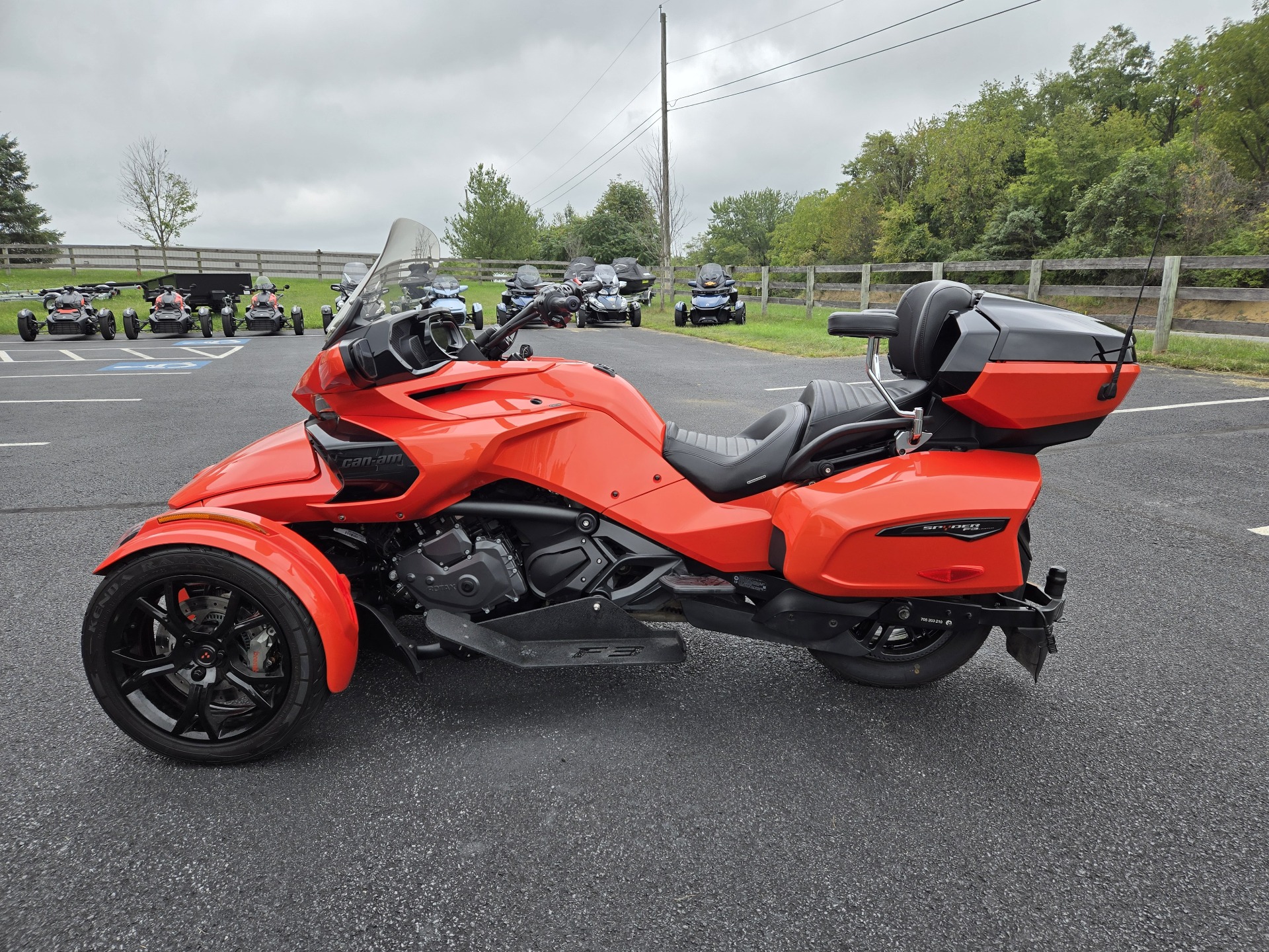 2021 Can-Am Spyder F3 Limited in Grantville, Pennsylvania - Photo 1