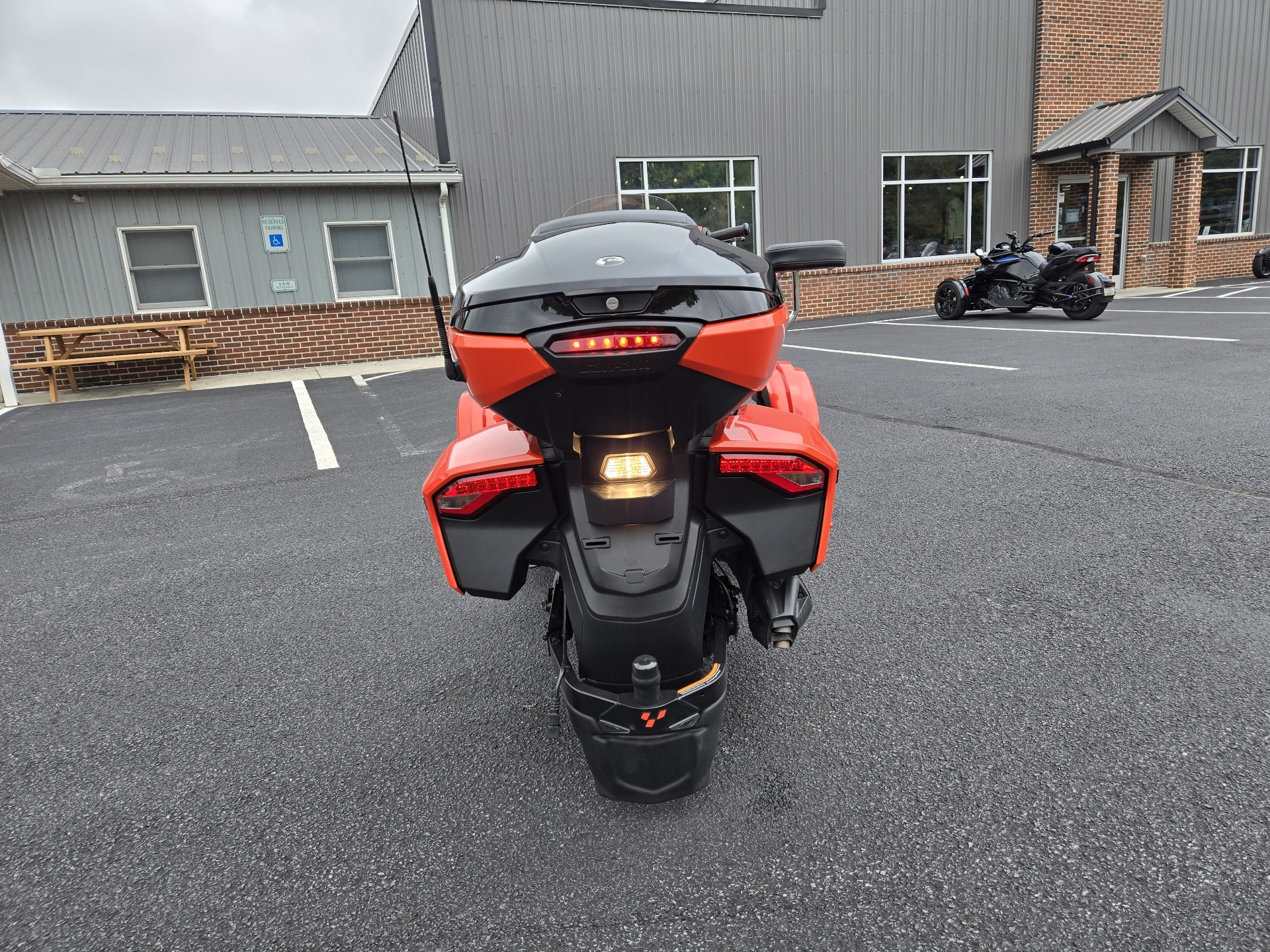 2021 Can-Am Spyder F3 Limited in Grantville, Pennsylvania - Photo 7