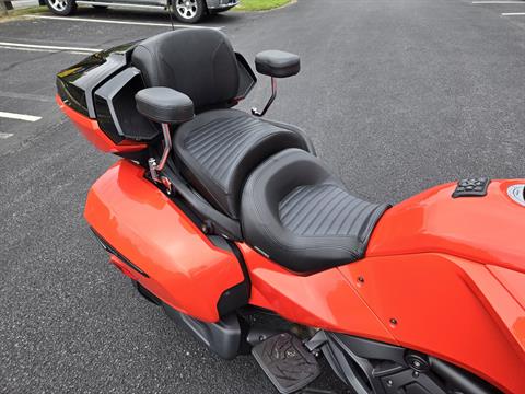 2021 Can-Am Spyder F3 Limited in Grantville, Pennsylvania - Photo 8