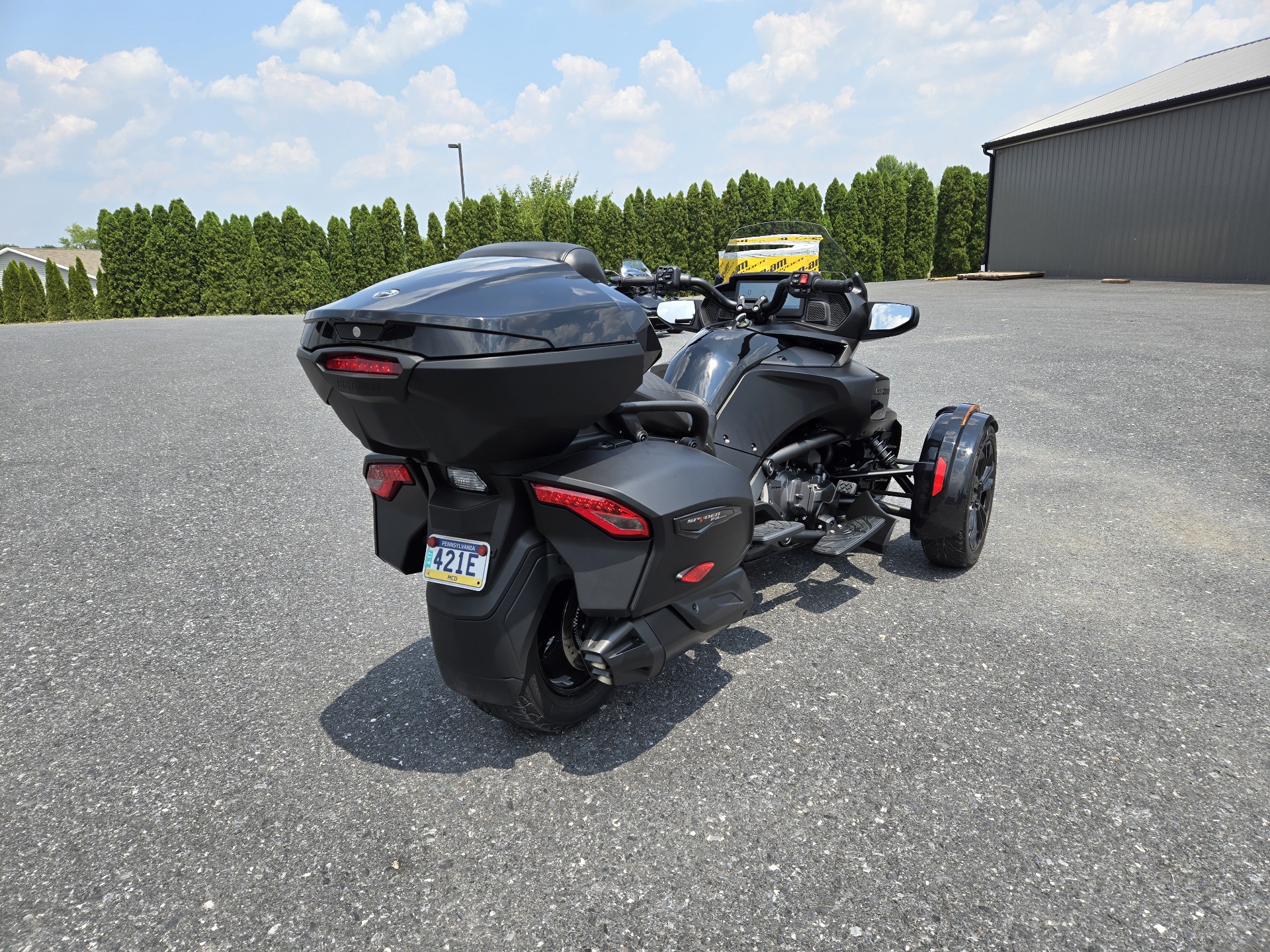 2024 Can-Am Spyder F3 Limited in Grantville, Pennsylvania - Photo 2