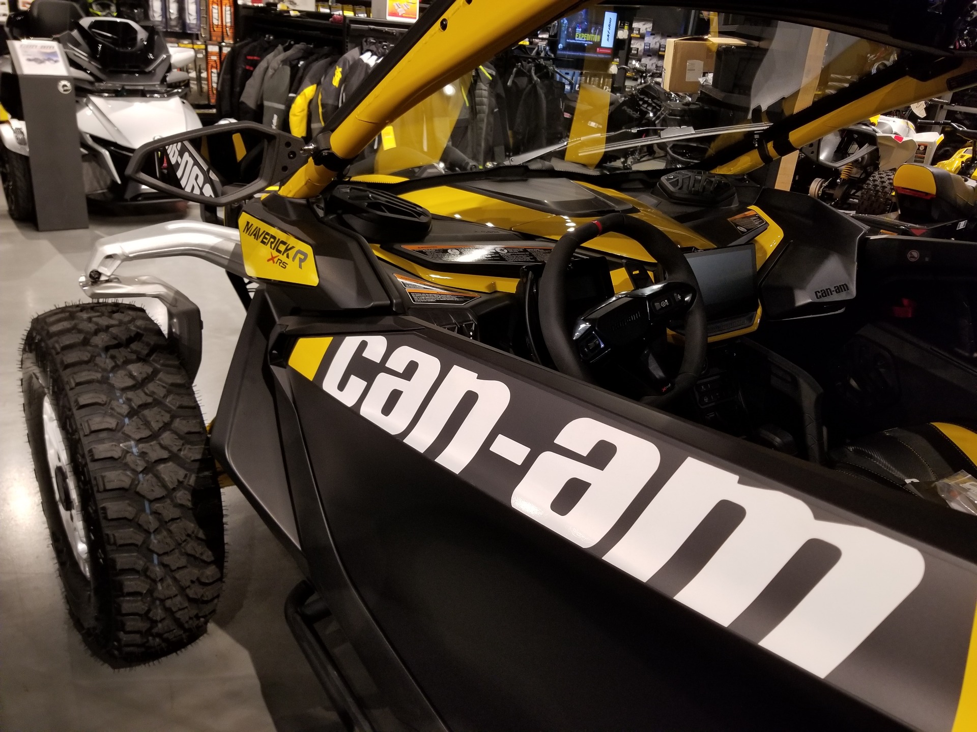 2024 Can-Am Maverick R X RS 999T DCT in Grantville, Pennsylvania - Photo 7