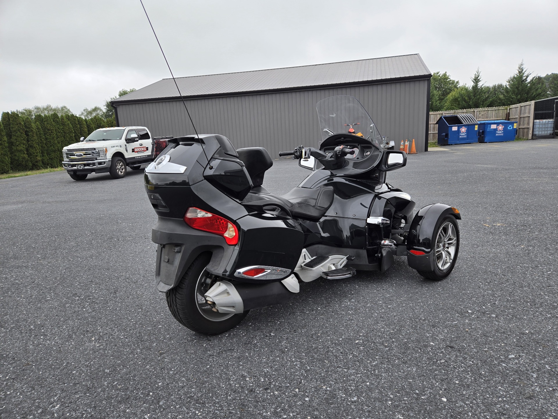 2011 Can-Am Spyder® RT-S SE5 in Grantville, Pennsylvania - Photo 6