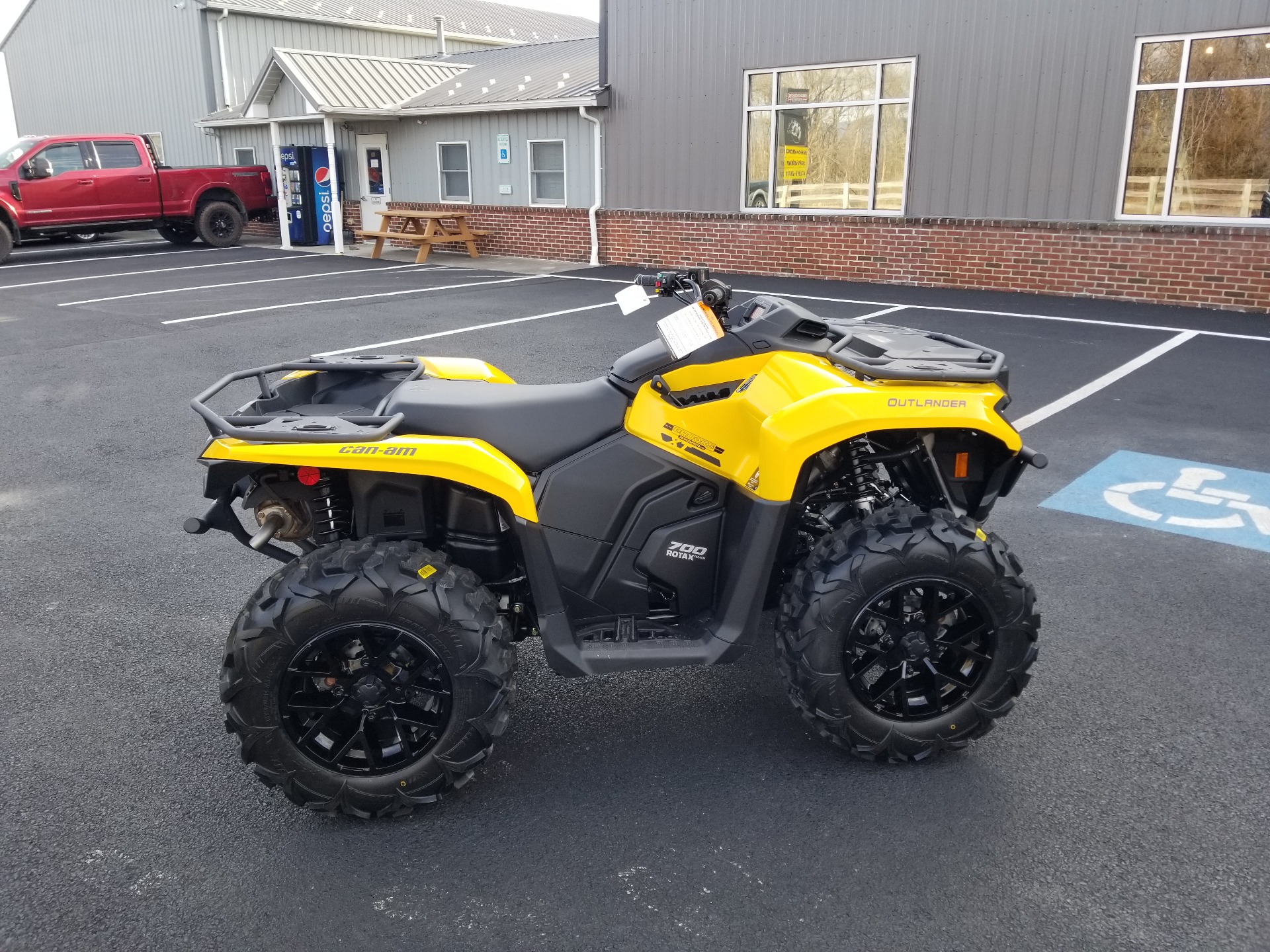 2024 CanAm Outlander XT 700 for Sale in PA Specs, Price, Photos