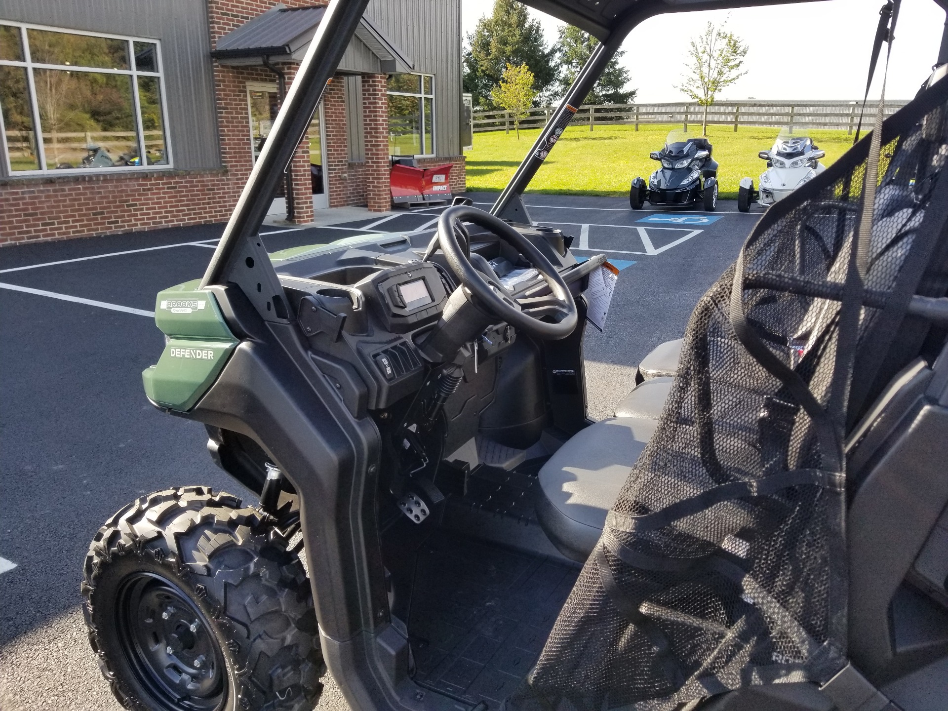 2023 Can-Am Defender HD9 in Grantville, Pennsylvania - Photo 17