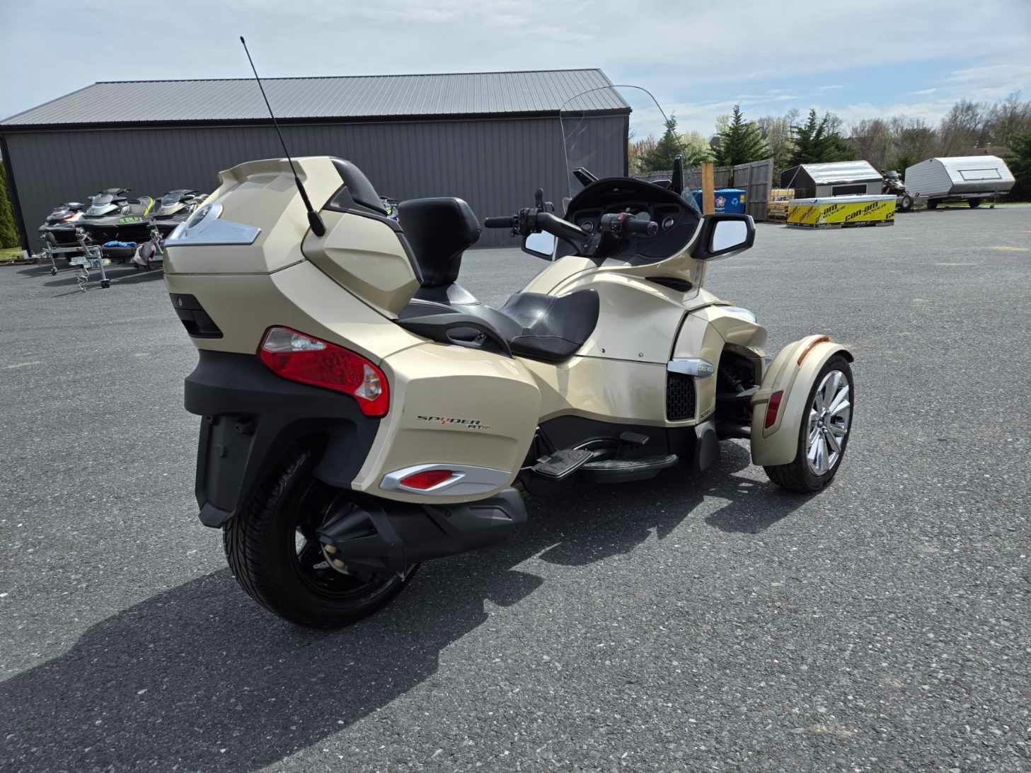 2017 Can-Am Spyder RT Limited in Grantville, Pennsylvania - Photo 16