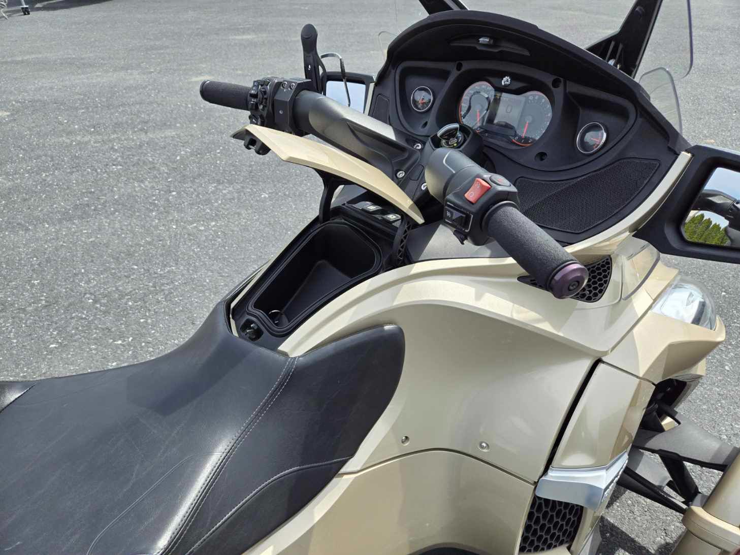 2017 Can-Am Spyder RT Limited in Grantville, Pennsylvania - Photo 21