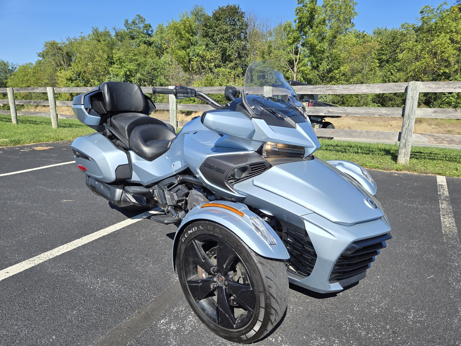 2022 Can-Am Spyder F3 Limited in Grantville, Pennsylvania - Photo 9