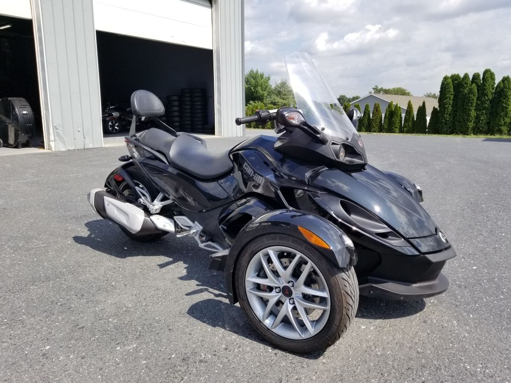 2015 Can-Am Spyder® RS SE5 in Grantville, Pennsylvania - Photo 5