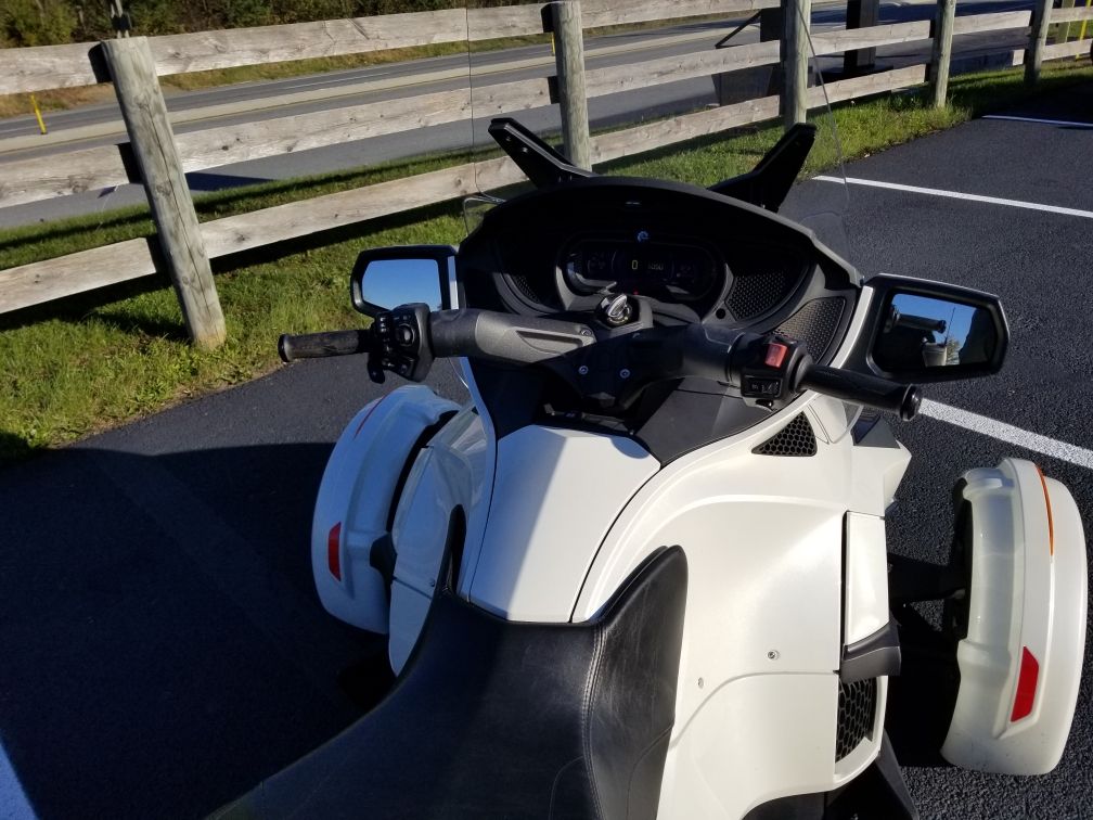 2019 Can-Am Spyder RT in Grantville, Pennsylvania - Photo 2