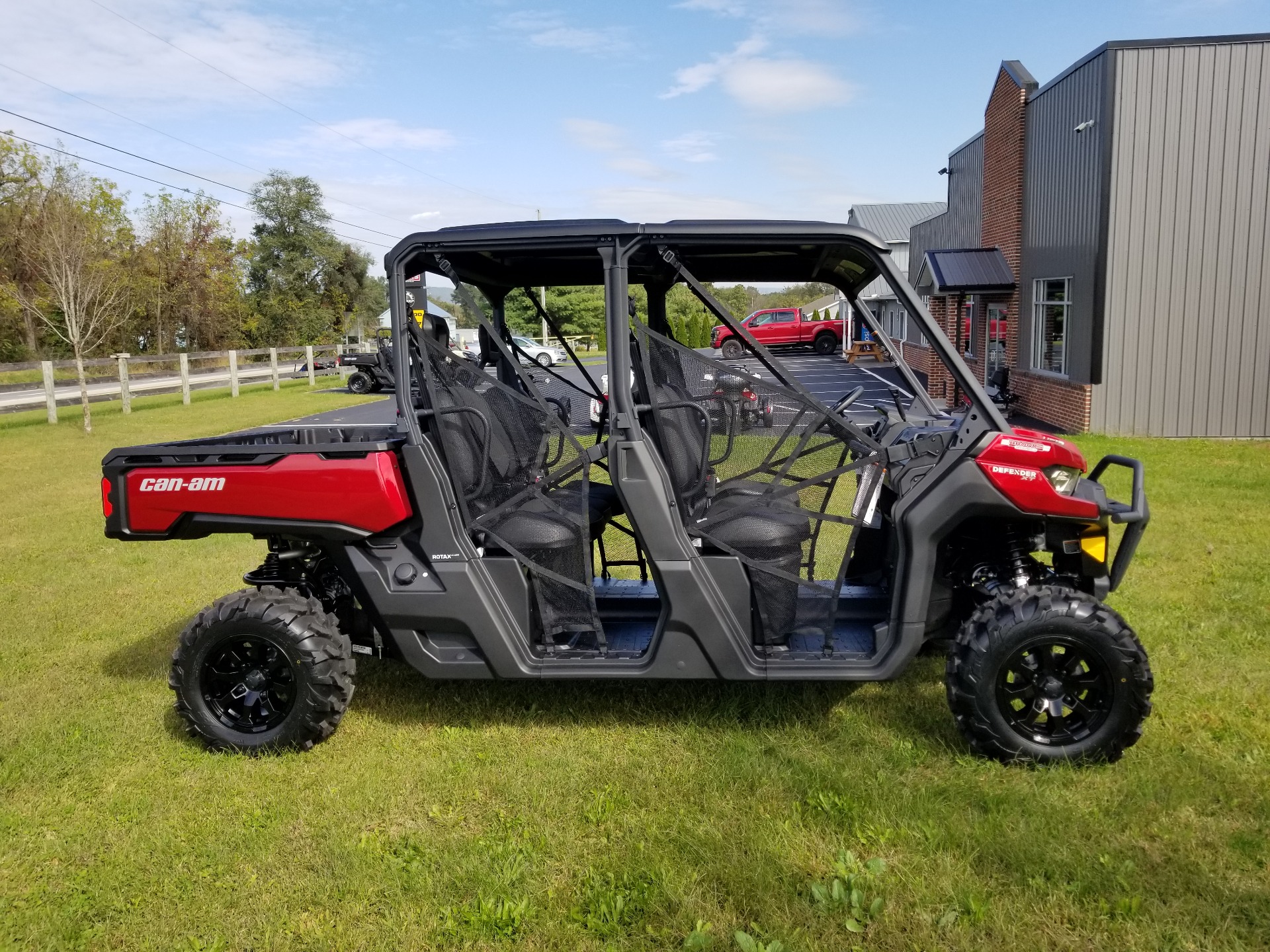 2024 Can-Am Defender MAX XT HD9 in Grantville, Pennsylvania - Photo 4