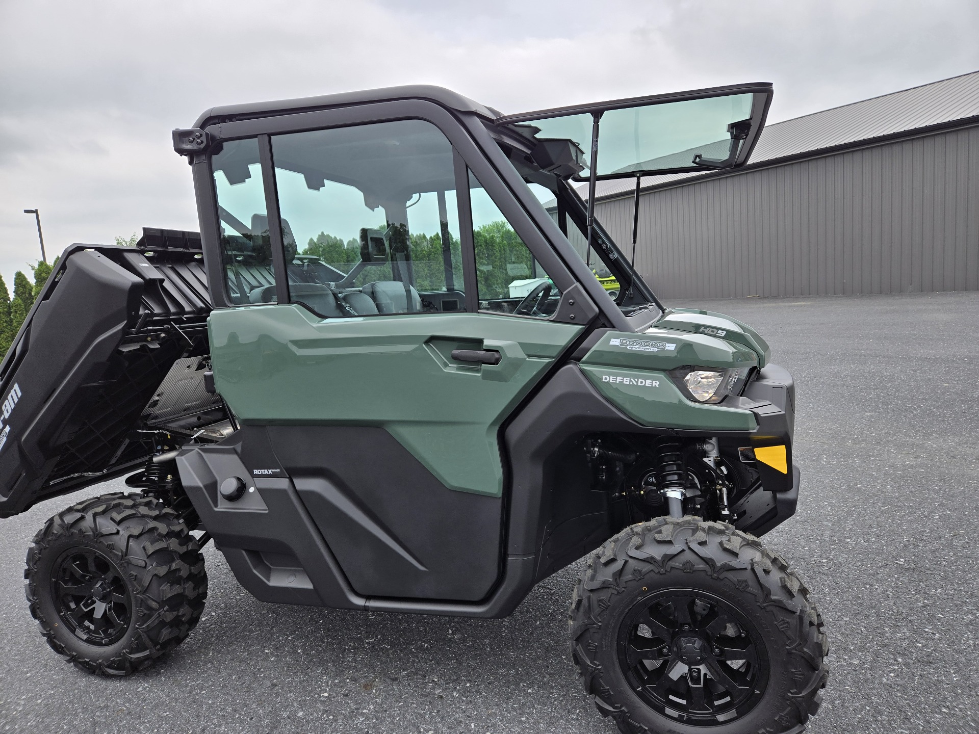 2024 Can-Am Defender DPS CAB in Grantville, Pennsylvania - Photo 18