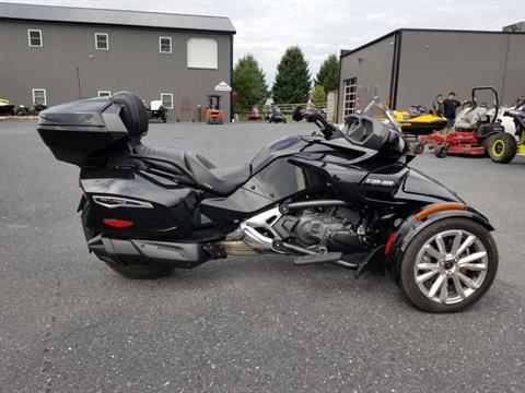 2016 Can-Am Spyder F3 Limited in Grantville, Pennsylvania - Photo 3