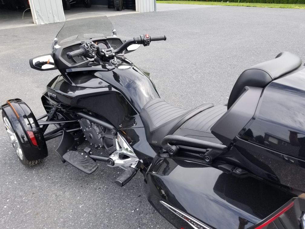 2016 Can-Am Spyder F3 Limited in Grantville, Pennsylvania - Photo 4