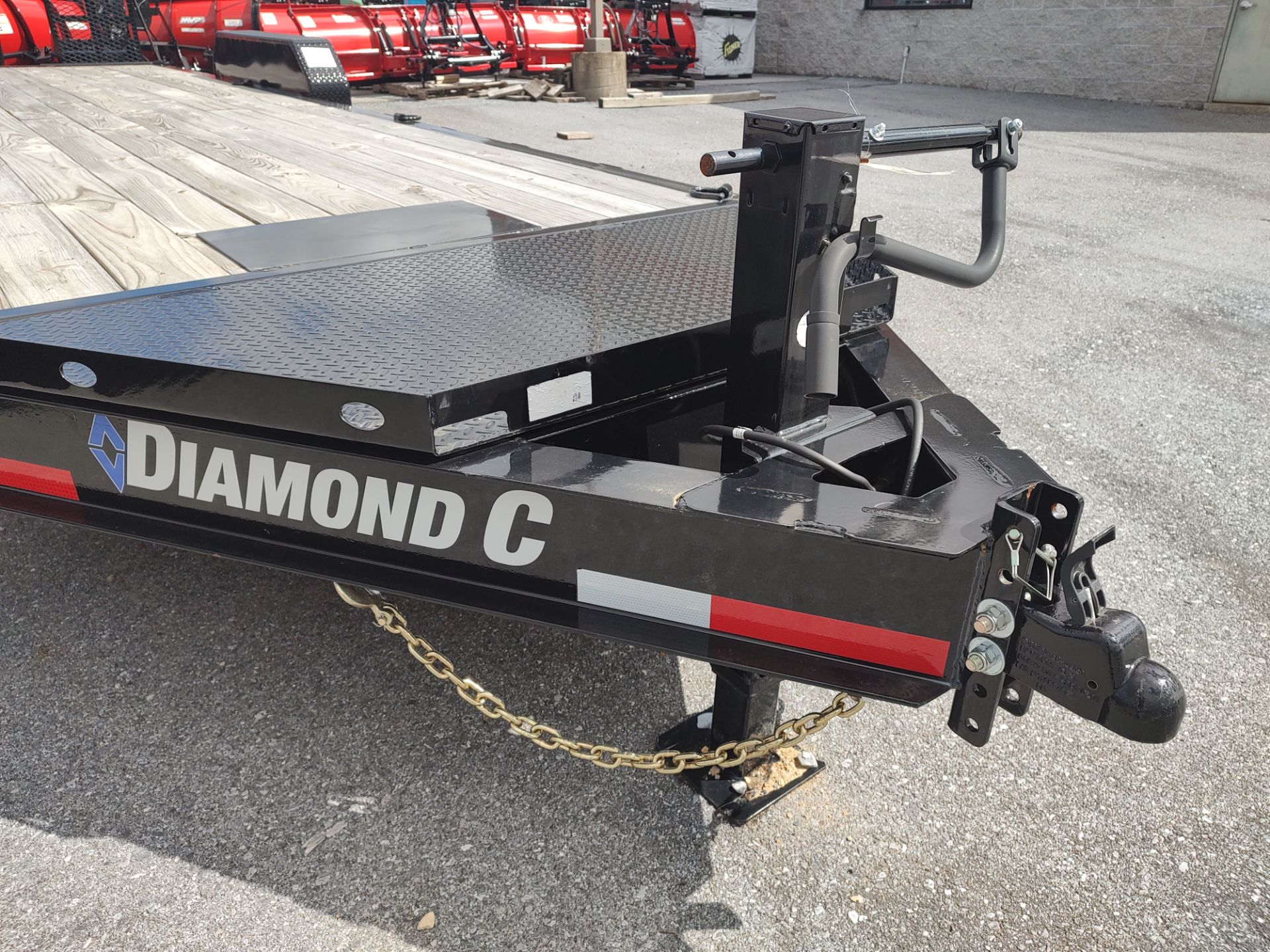 2022 Diamond C Trailers 24X82 LPX Equipment Trailer XWR in Harrisburg, Pennsylvania - Photo 2