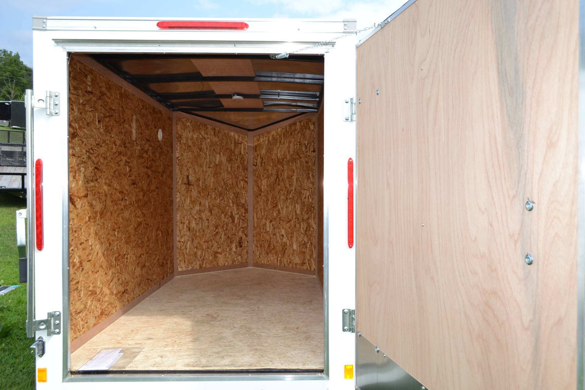 2022 Look Trailers 5X8 STDLX Cargo Trailer Barn Door+6 in Harrisburg, Pennsylvania - Photo 11