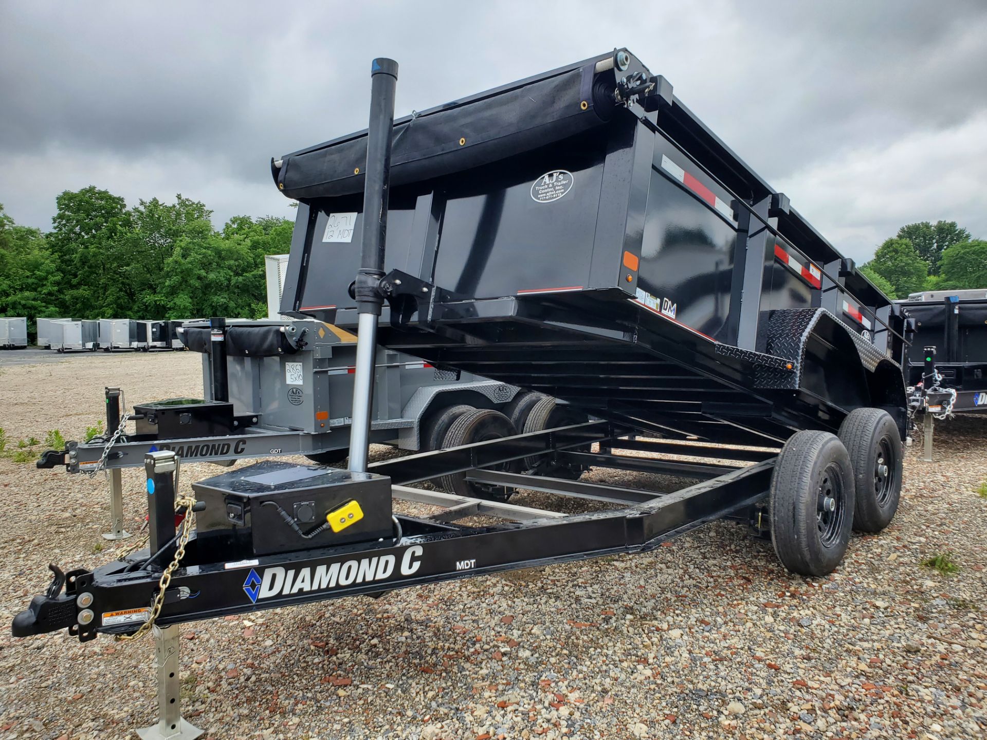 2024 Diamond C Trailers 12x77 MDT Dump Trailer 32HS 10K in Harrisburg, Pennsylvania - Photo 13