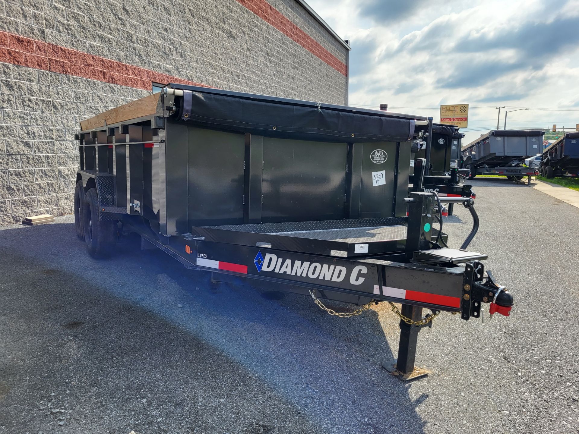 2022 Diamond C 14X82 LPD Dump Trailer 32HS HDV BB in Harrisburg, Pennsylvania - Photo 4