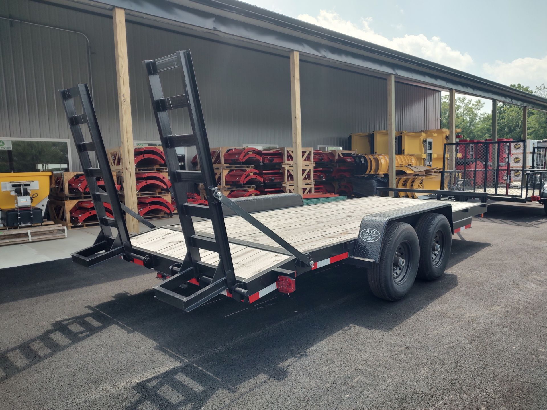 2023 Carry-On Trailers 18X82 Heavy Duty Equipment Trailer 14K in Harrisburg, Pennsylvania - Photo 7