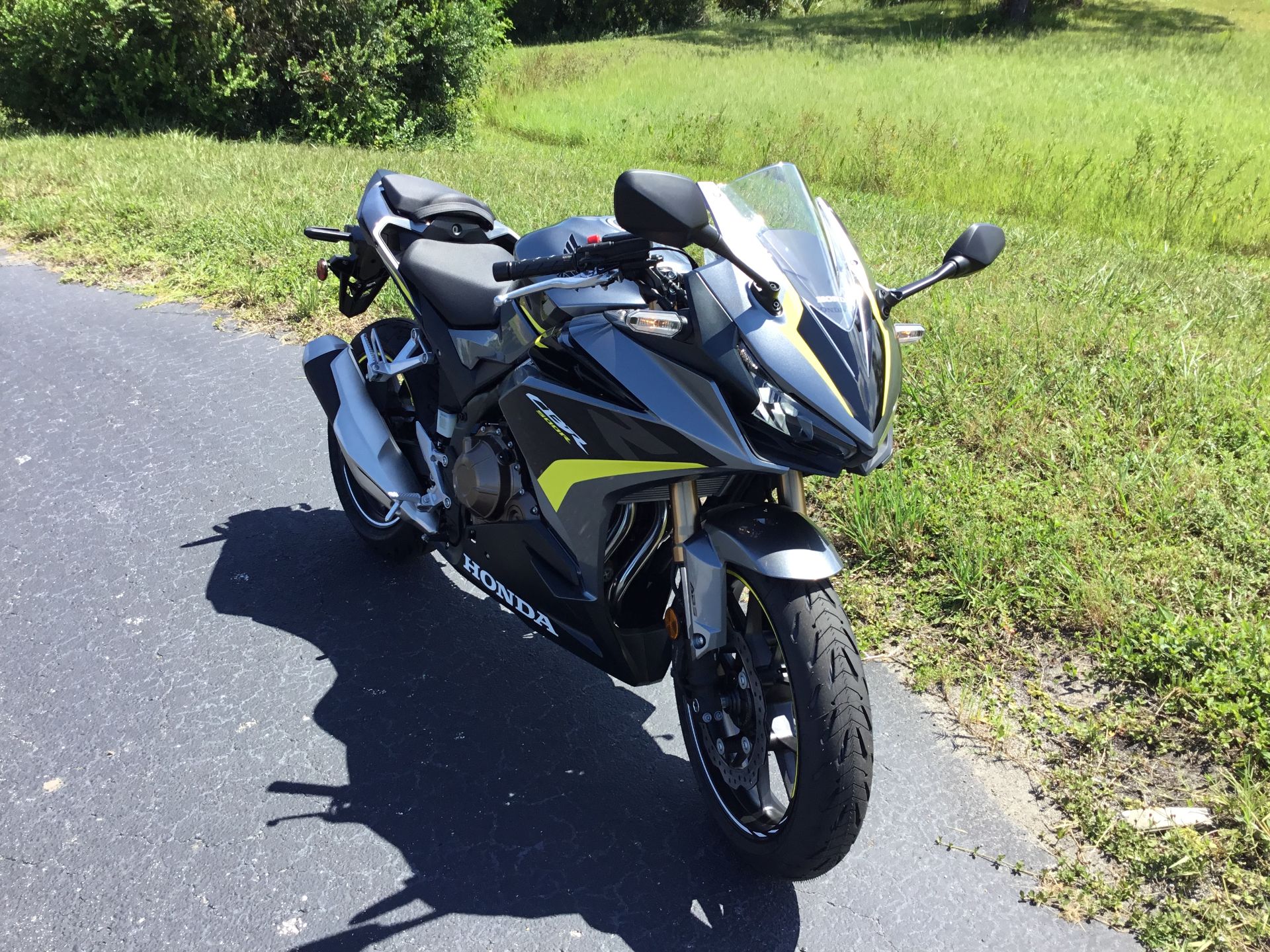 2023 Honda CBR500R ABS in Hudson, Florida - Photo 2