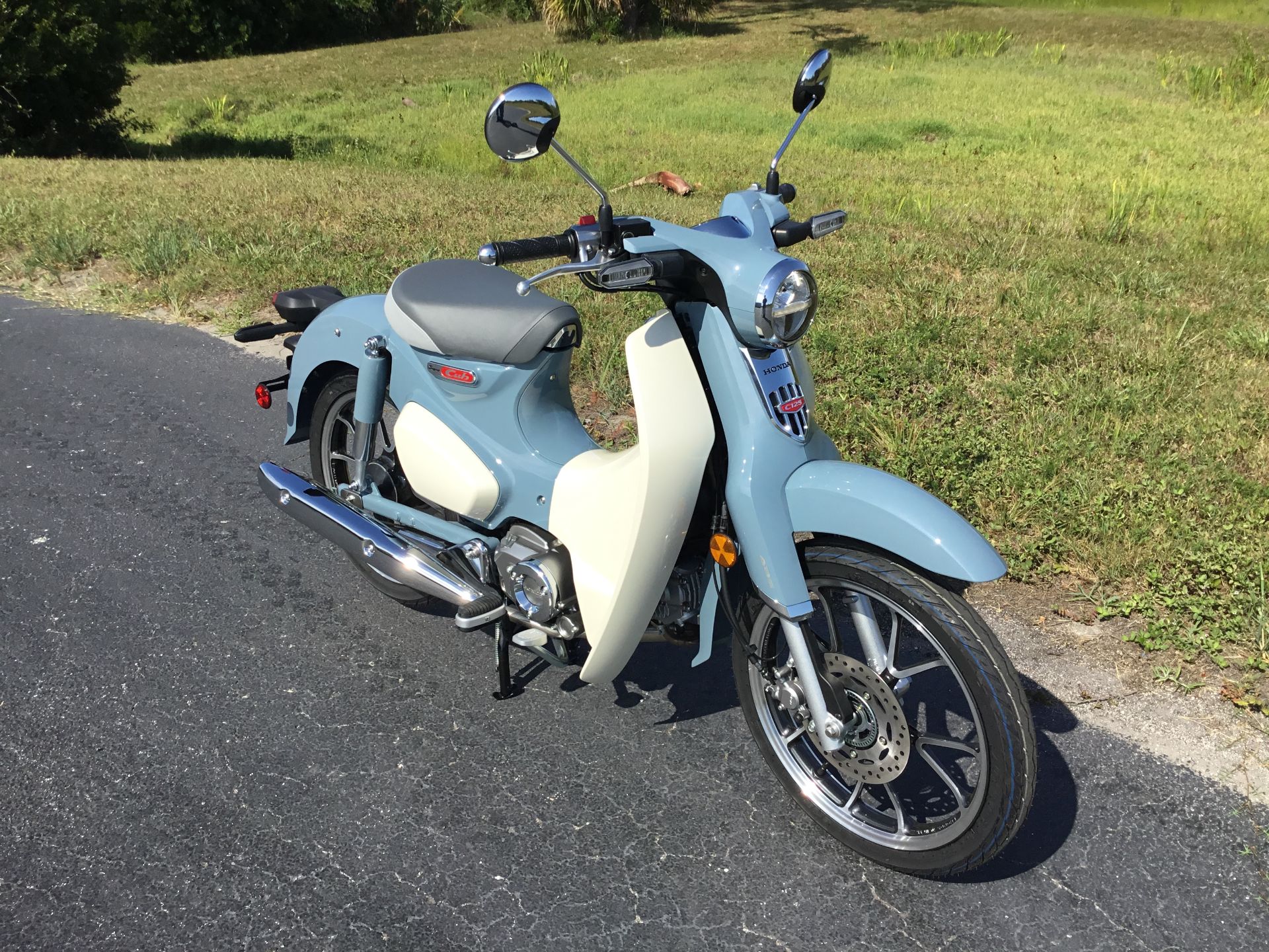 2024 Honda Super Cub C125 ABS in Hudson, Florida - Photo 3
