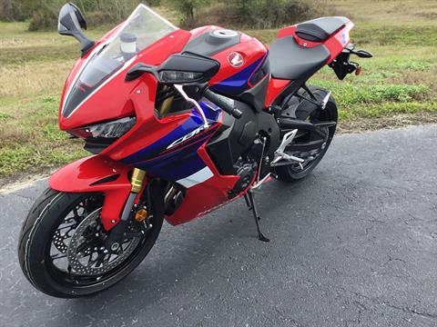 2022 Honda CBR1000RR ABS in Hudson, Florida - Photo 9