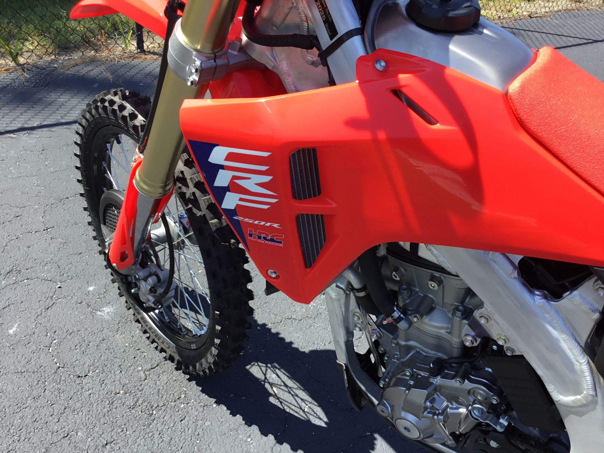 2025 Honda CRF250R in Hudson, Florida - Photo 15