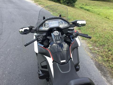 2024 Honda Gold Wing Tour Automatic DCT in Hudson, Florida - Photo 21