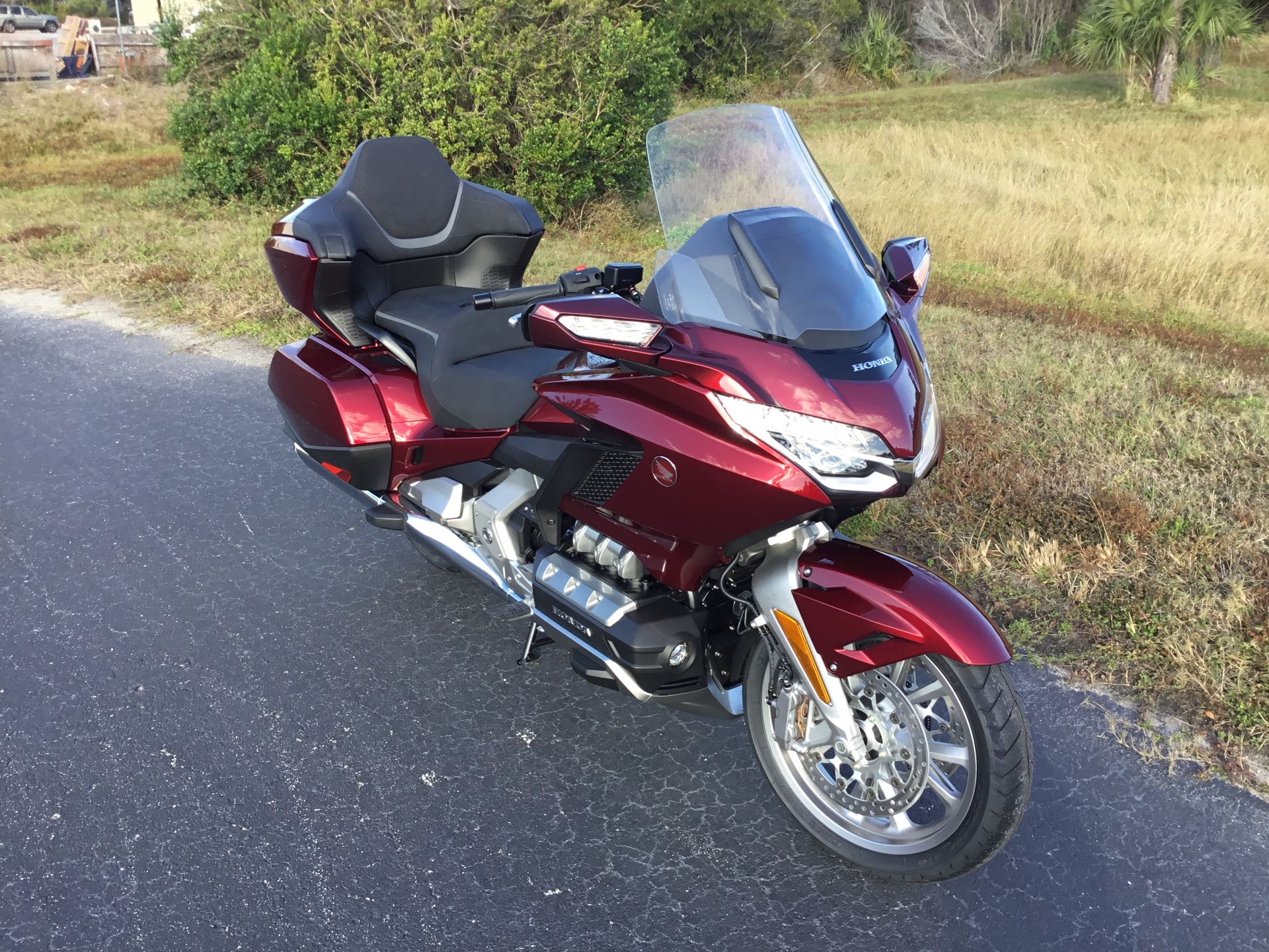 2023 Honda Gold Wing Tour Automatic DCT in Hudson, Florida - Photo 2