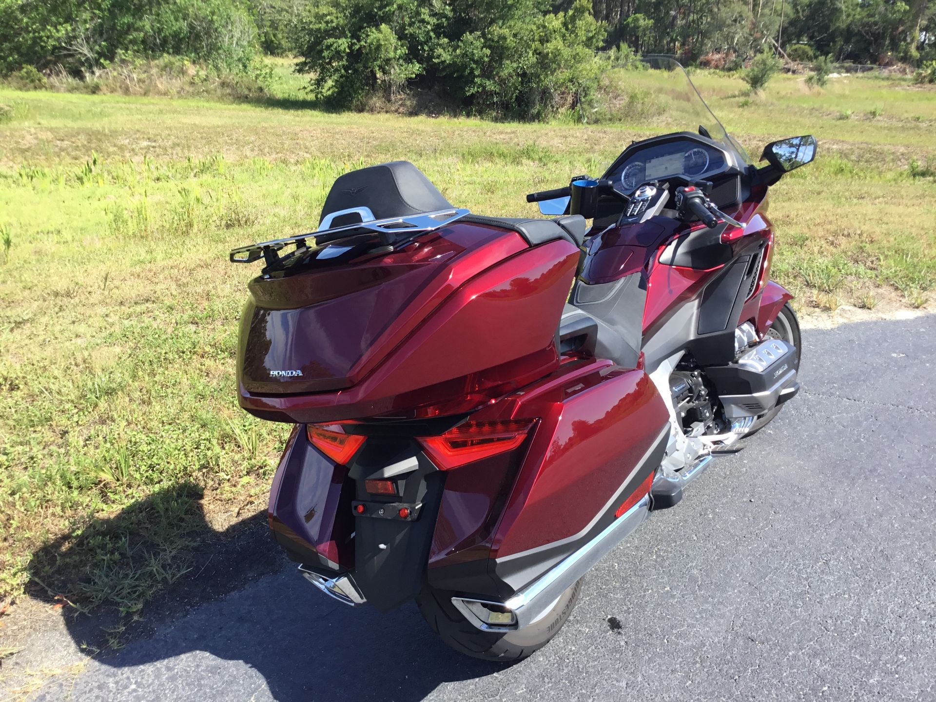 2023 Honda Gold Wing Tour Automatic DCT in Hudson, Florida - Photo 8