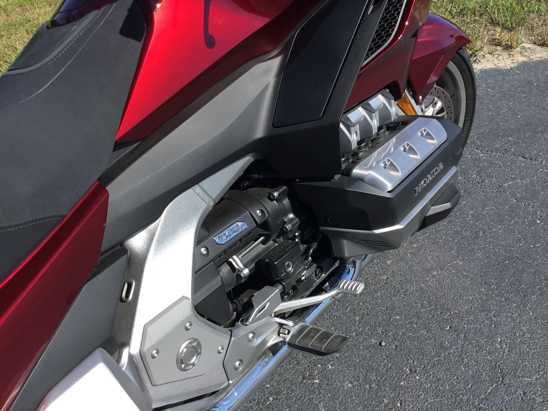 2023 Honda Gold Wing Tour Automatic DCT in Hudson, Florida - Photo 11