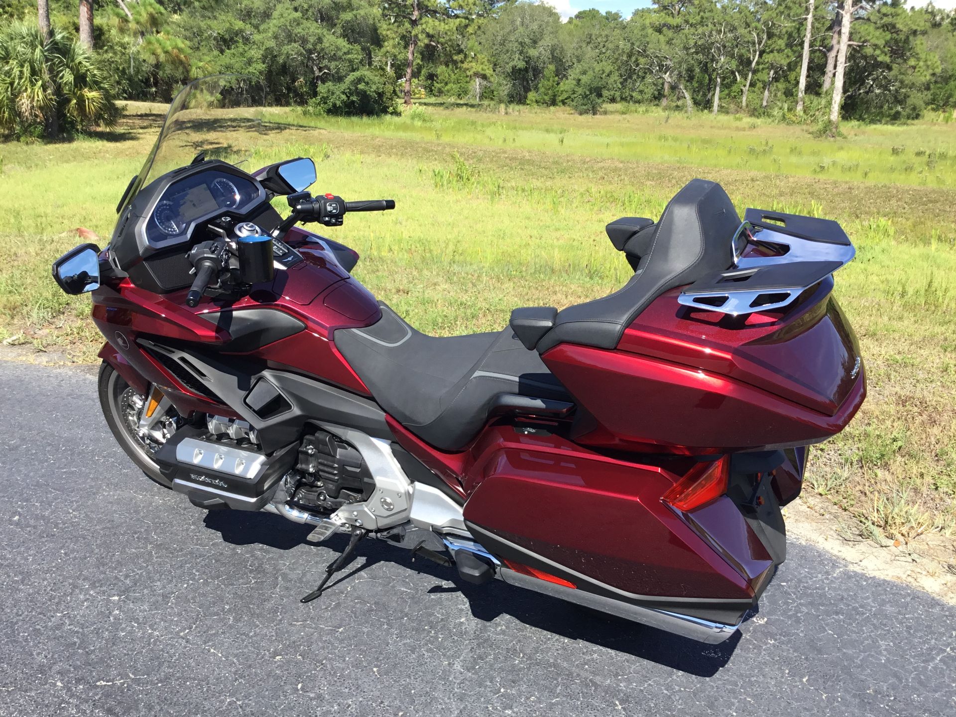 2023 Honda Gold Wing Tour Automatic DCT in Hudson, Florida - Photo 16