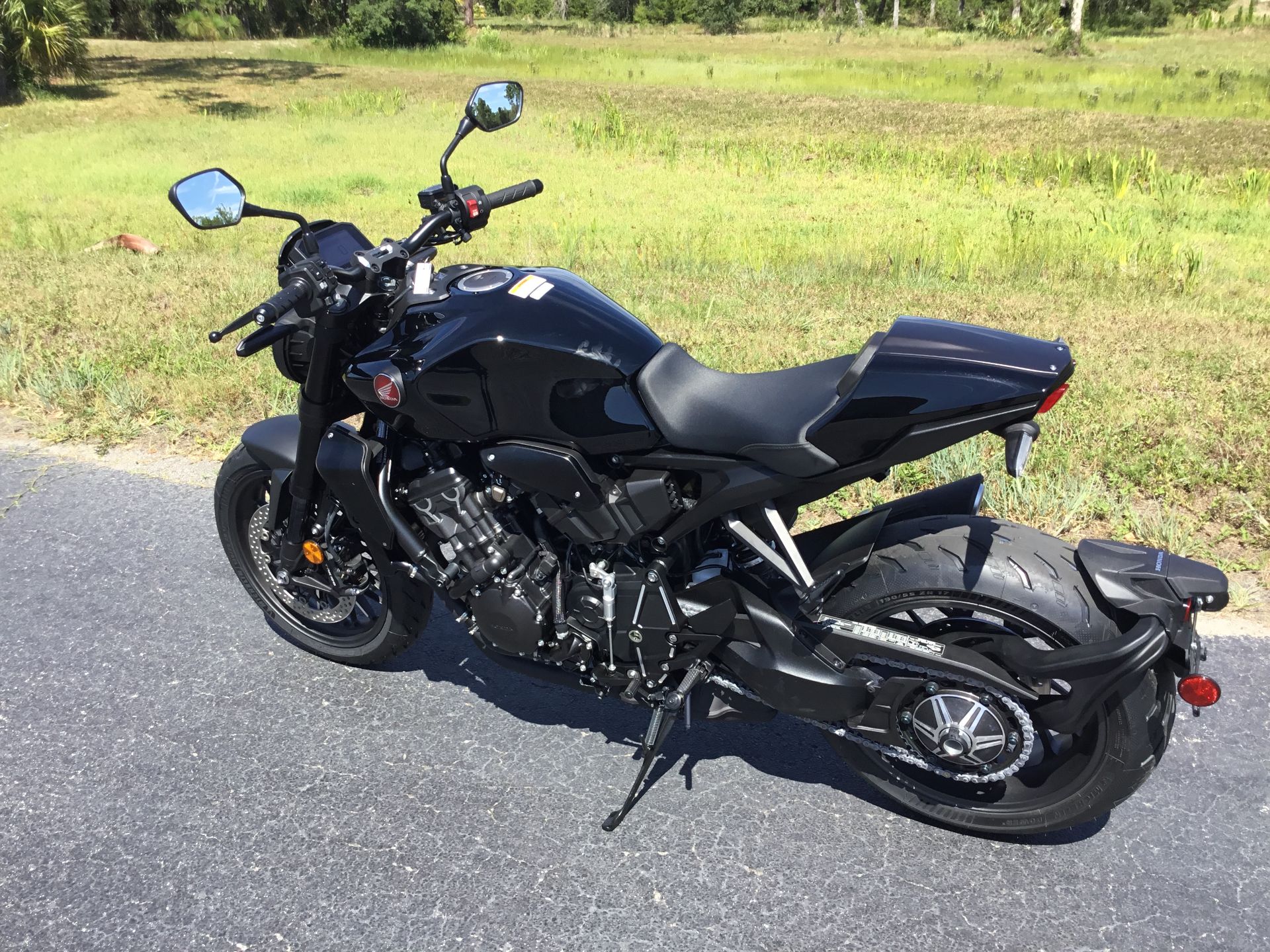 2024 Honda CB1000R Black Edition in Hudson, Florida - Photo 16