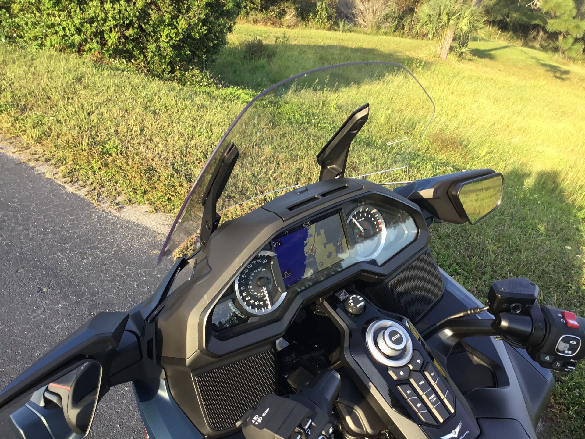 2022 Honda Gold Wing Automatic DCT in Hudson, Florida - Photo 15