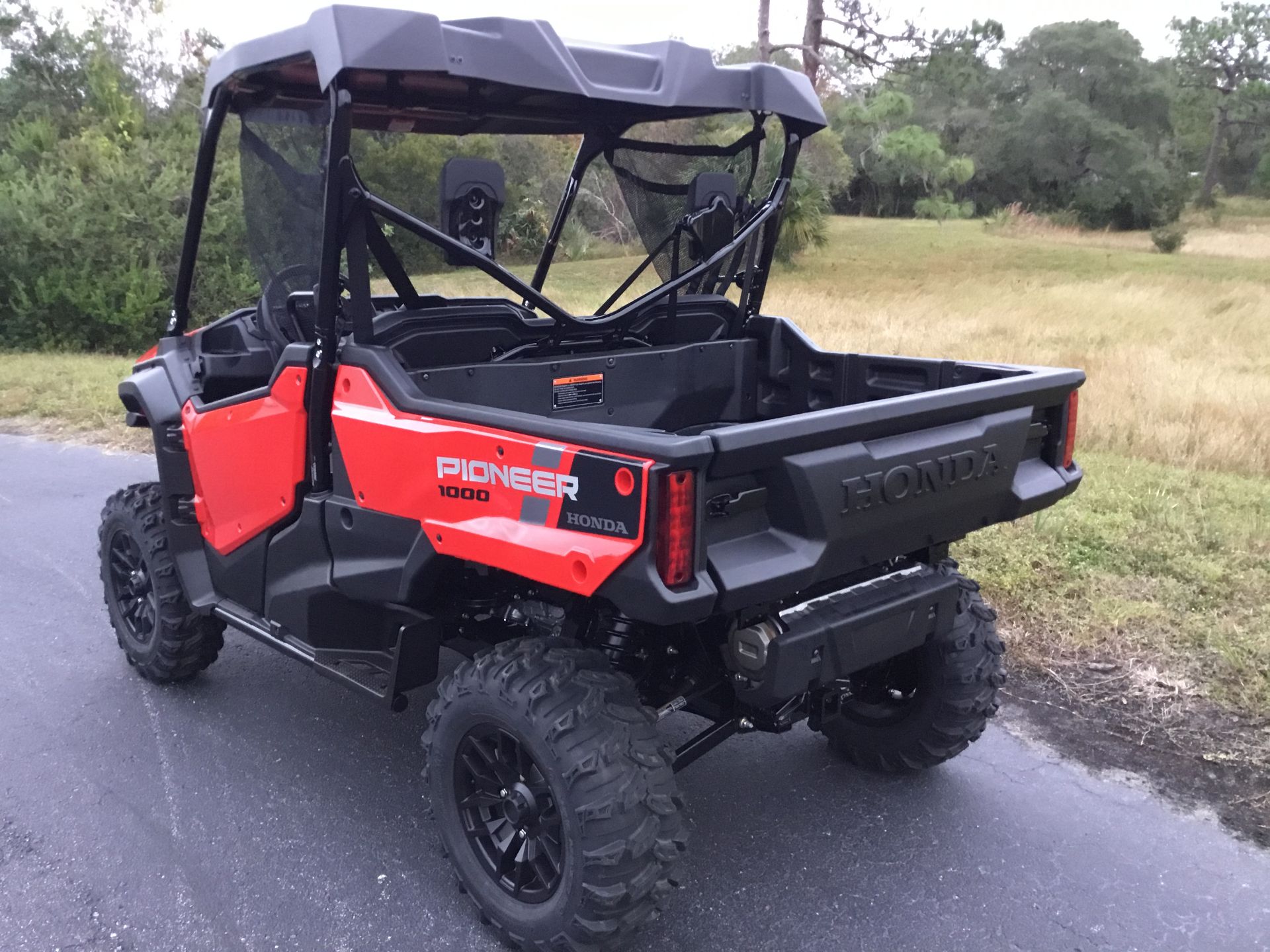 2023 Honda Pioneer 1000 Deluxe in Hudson, Florida - Photo 11