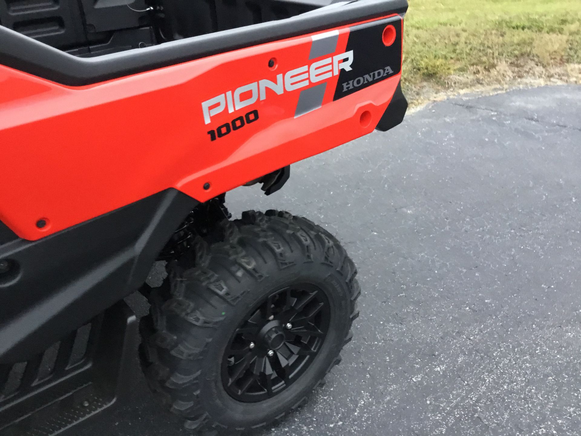 2023 Honda Pioneer 1000 Deluxe in Hudson, Florida - Photo 21