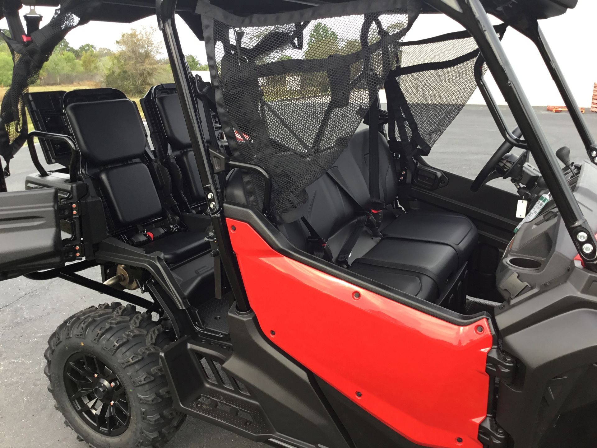 2024 Honda Pioneer 1000-5 Deluxe in Hudson, Florida - Photo 26