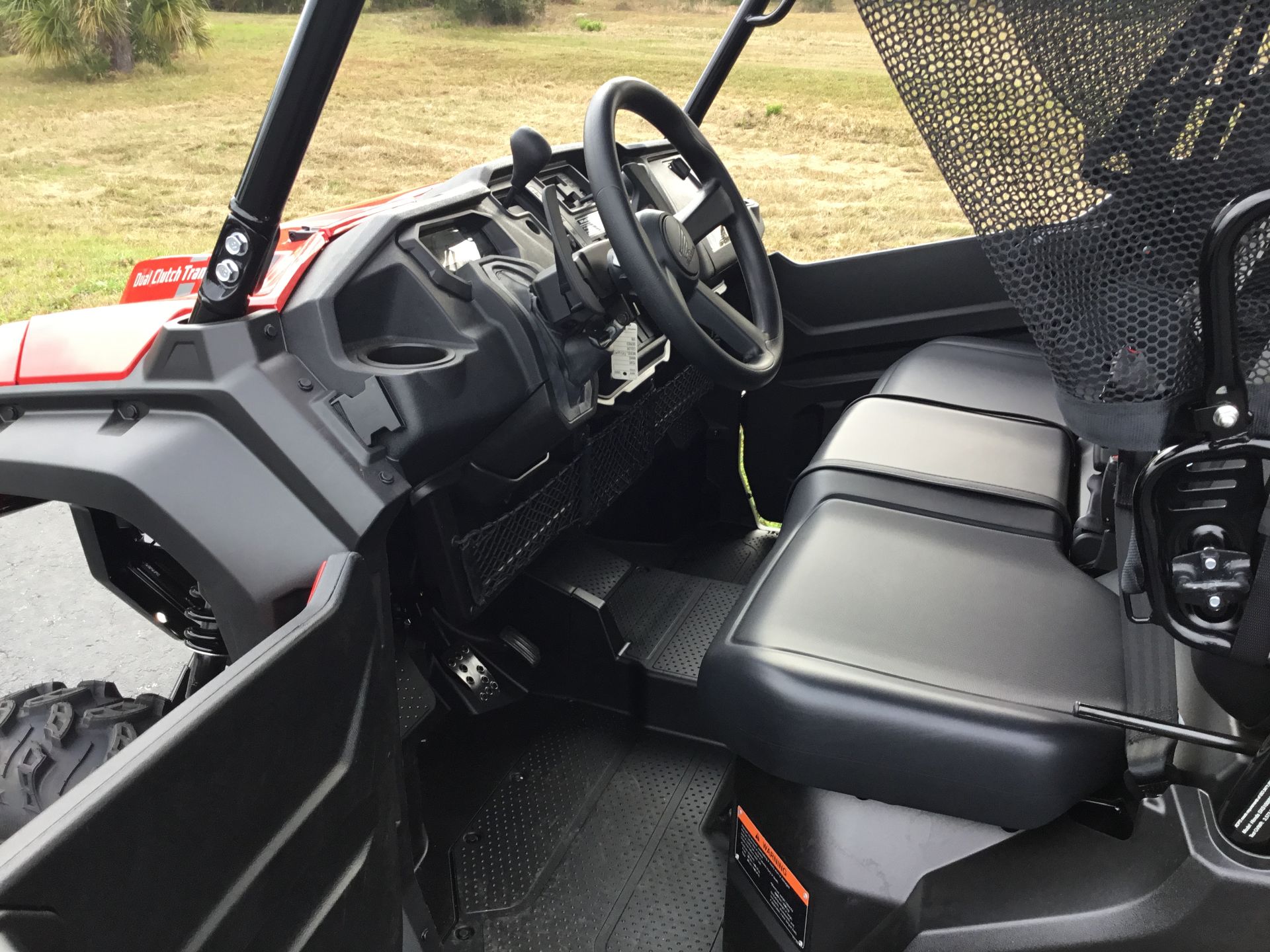 2024 Honda Pioneer 1000-5 Deluxe in Hudson, Florida - Photo 28