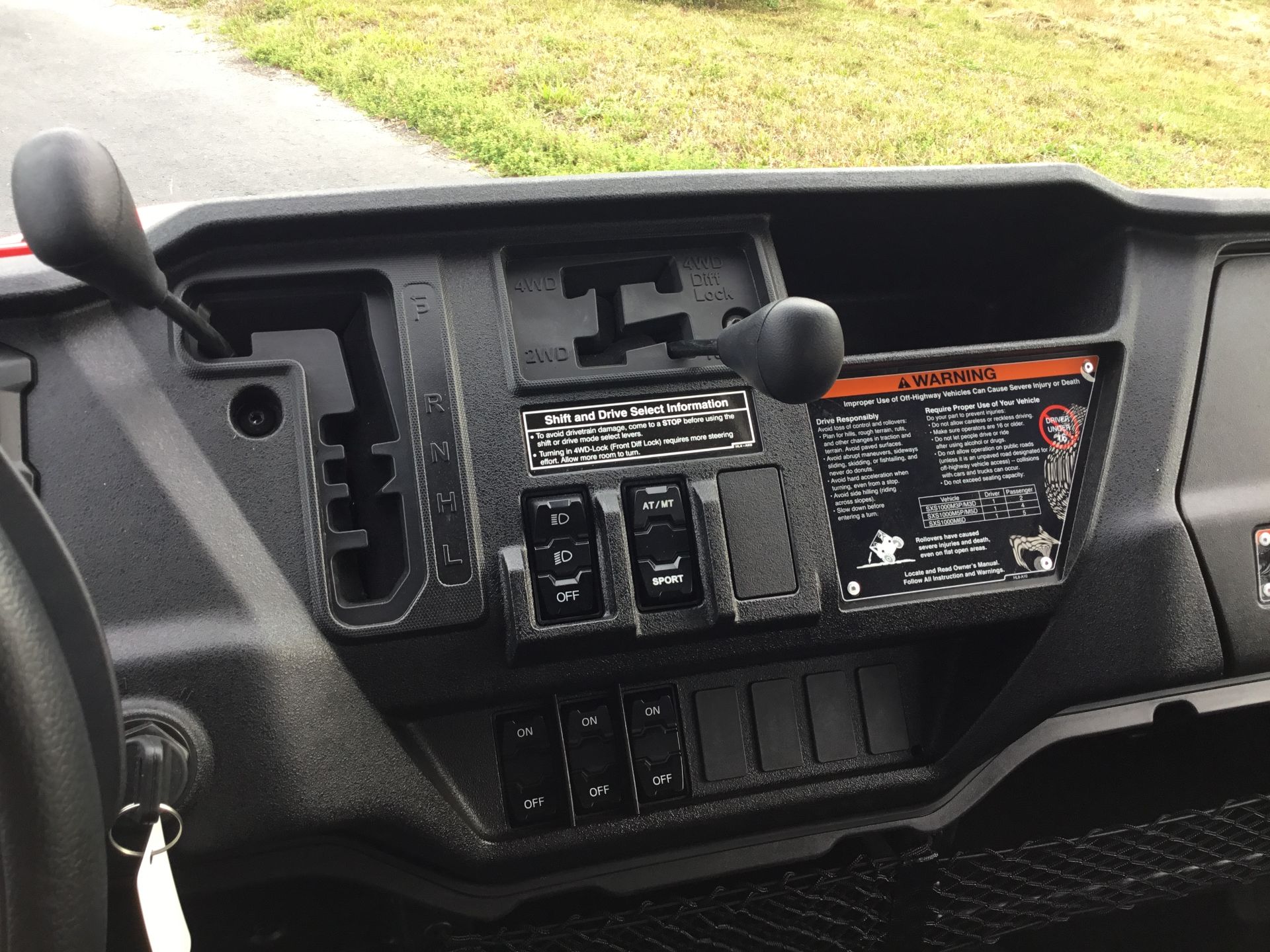 2024 Honda Pioneer 1000-5 Deluxe in Hudson, Florida - Photo 31